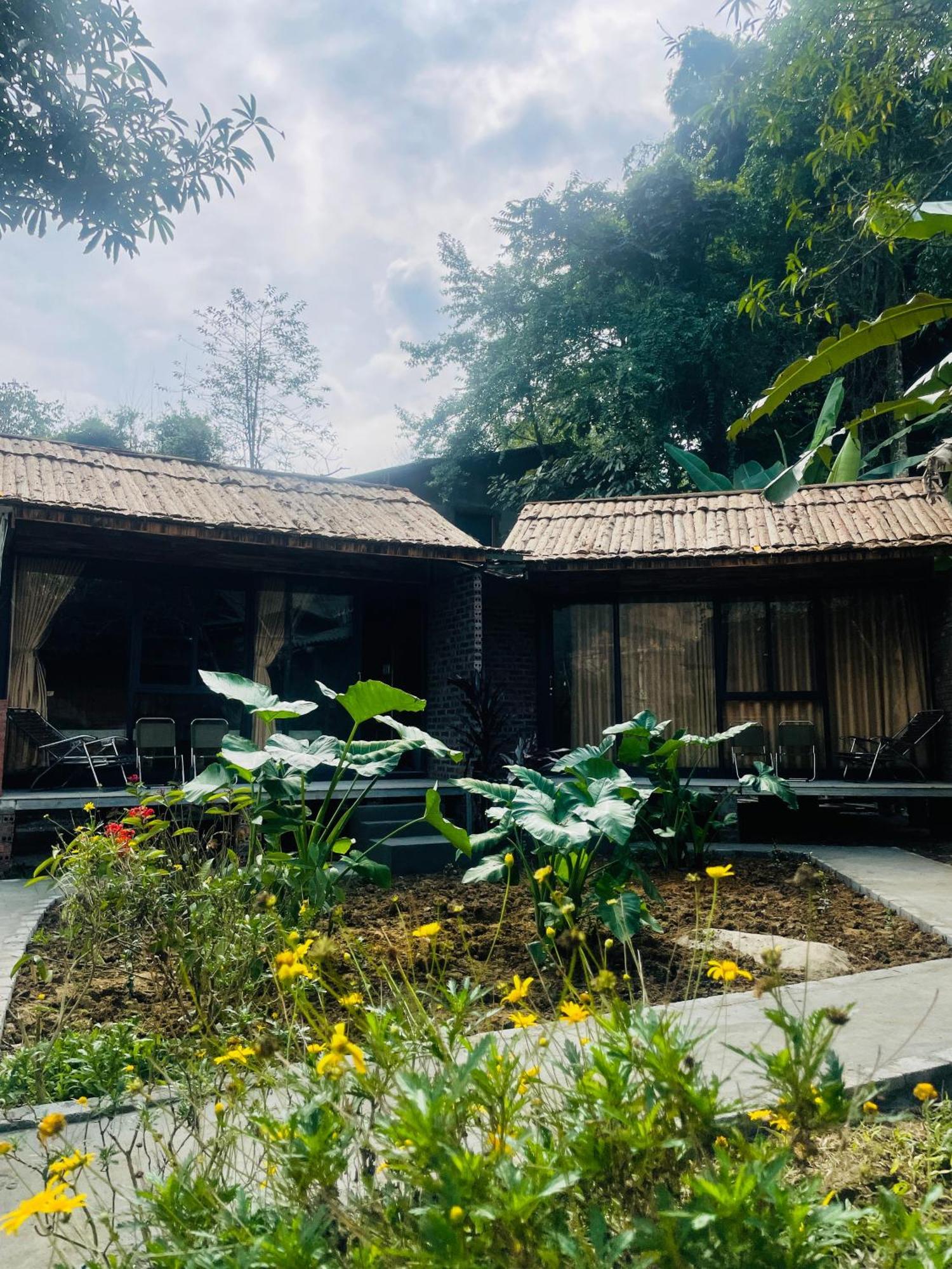 Anh Duc Homestay サパ エクステリア 写真